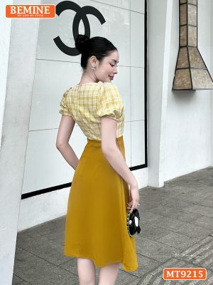 Đầm thiết kế cổ V tùng đính nút dáng chữ A MT9215 4