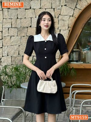 Đầm thiết kế cổ phối V eo đính cúc dáng xếp ly MT9159