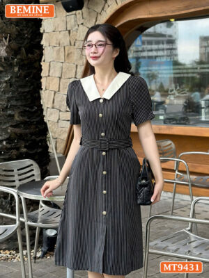 Đầm thiết kế cổ sen đính nút dáng chữ A MT9431 1