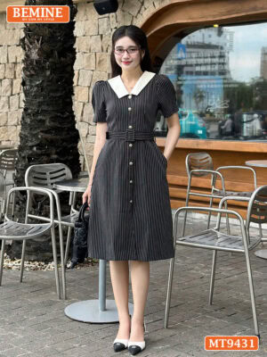 Đầm thiết kế cổ sen đính nút dáng chữ A MT9431 2