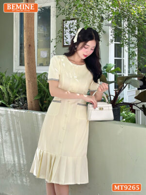 Đầm thiết kế cổ tròn đính nút dáng đuôi cá có xếp ly MT9265 3