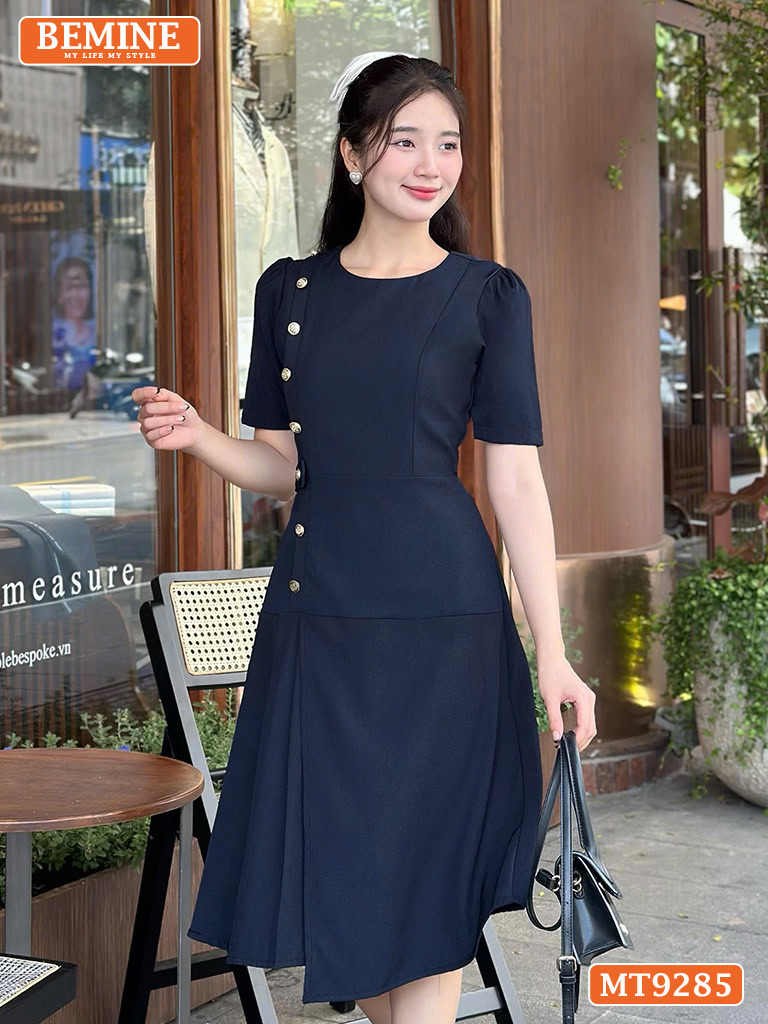 Đầm thiết kế cổ tròn đính nút dáng xếp ly MT9285 3