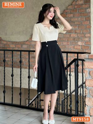 Đầm thiết kế cổ vuông xẻ V tay phồng eo đính cúc MT9158