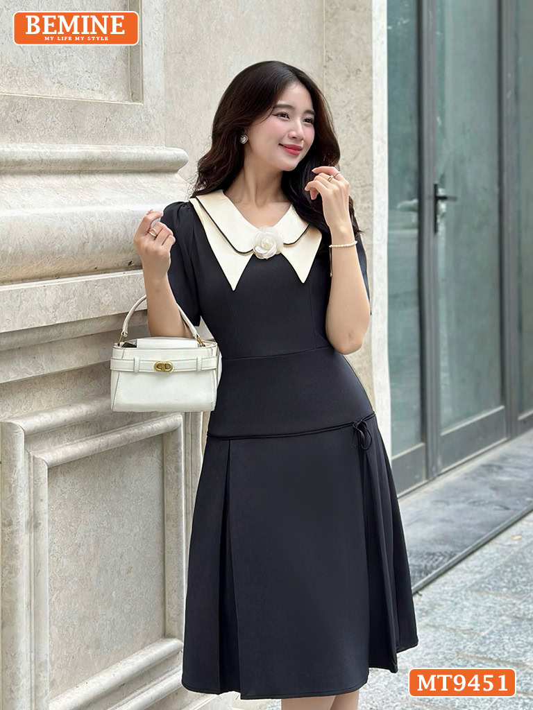 Đầm thiết kế phối đính hoa viền nơ dáng chữ A MT9451 1