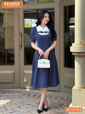 Đầm thiết kế BEMINE cổ sen dáng dài ngực viền có hoa MT9704 3